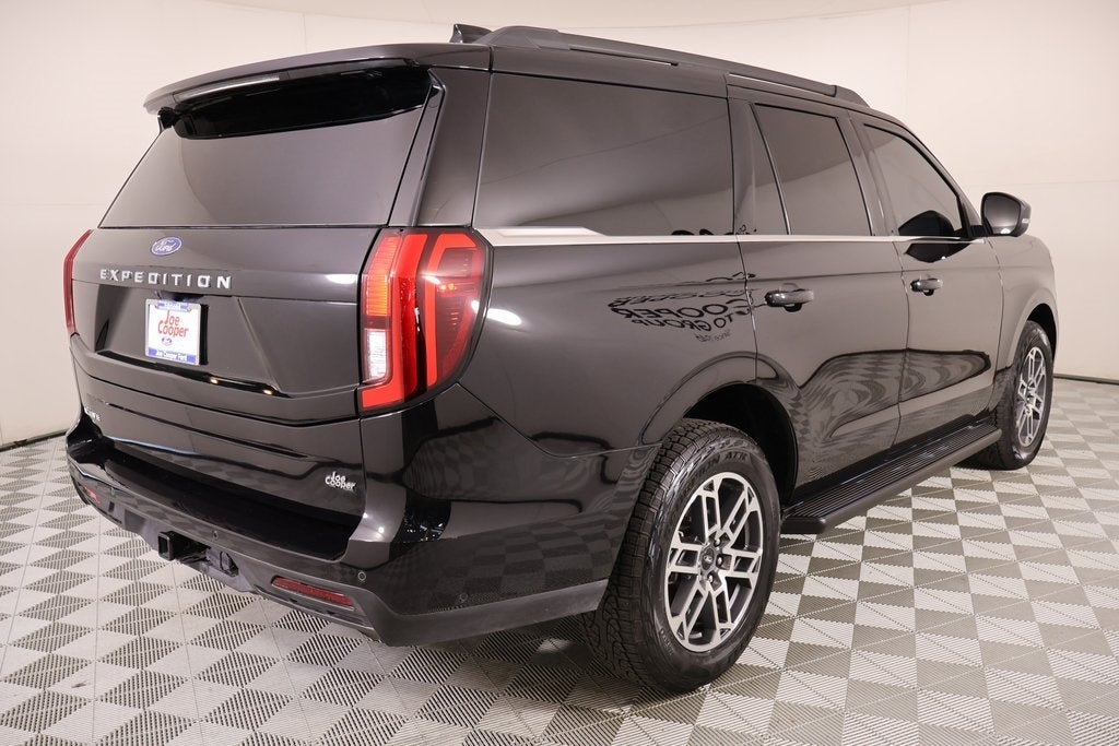 2025 Ford Expedition Active
