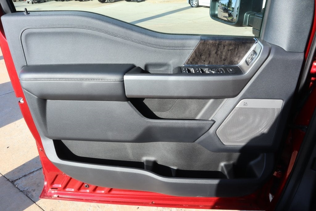 2025 Ford Super Duty F-250 SRW Lariat