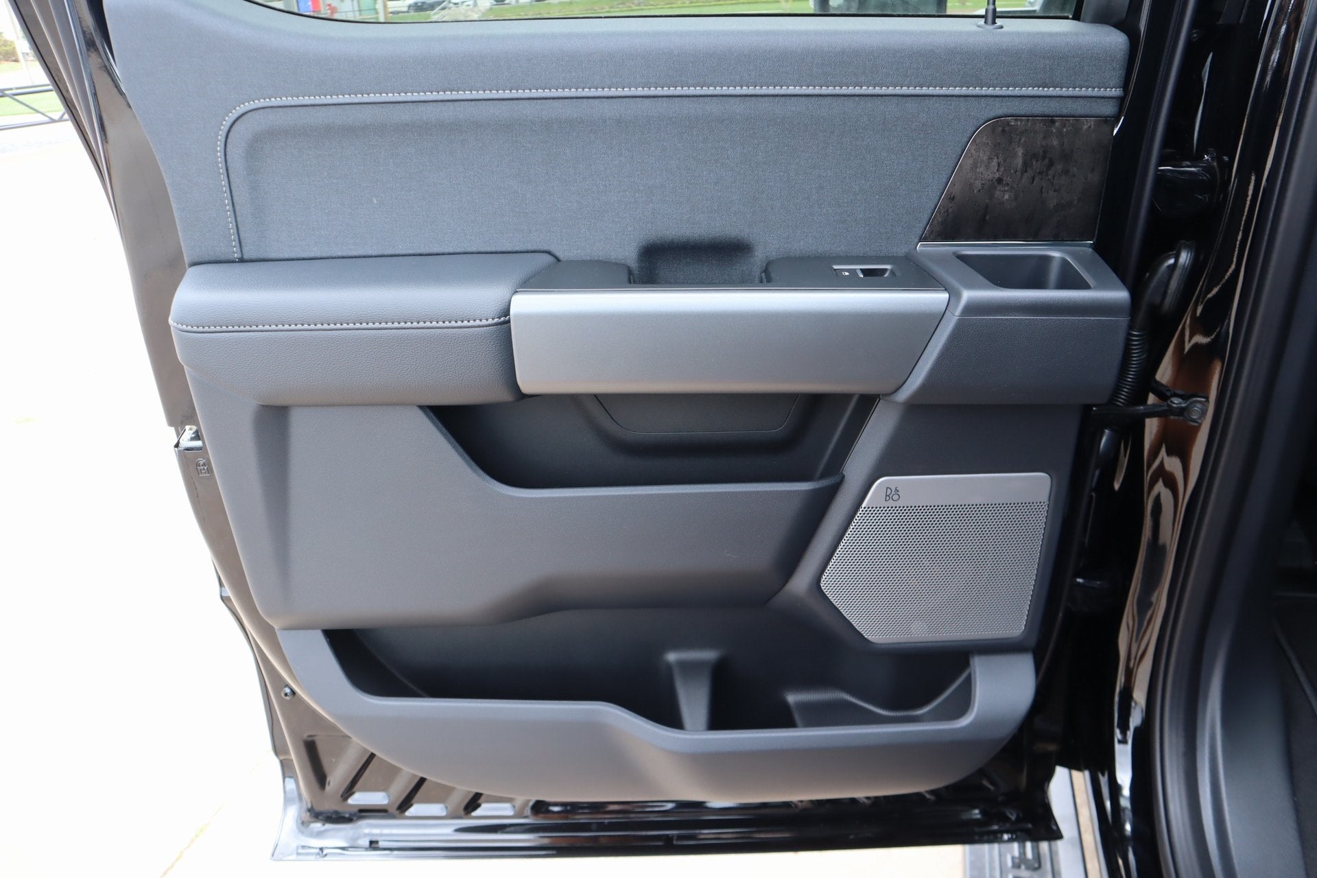 2025 Ford Super Duty F-350 SRW Lariat