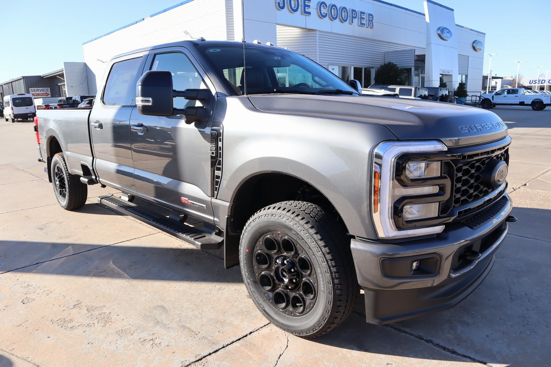 2026 Ford Super Duty F-350 SRW Lariat