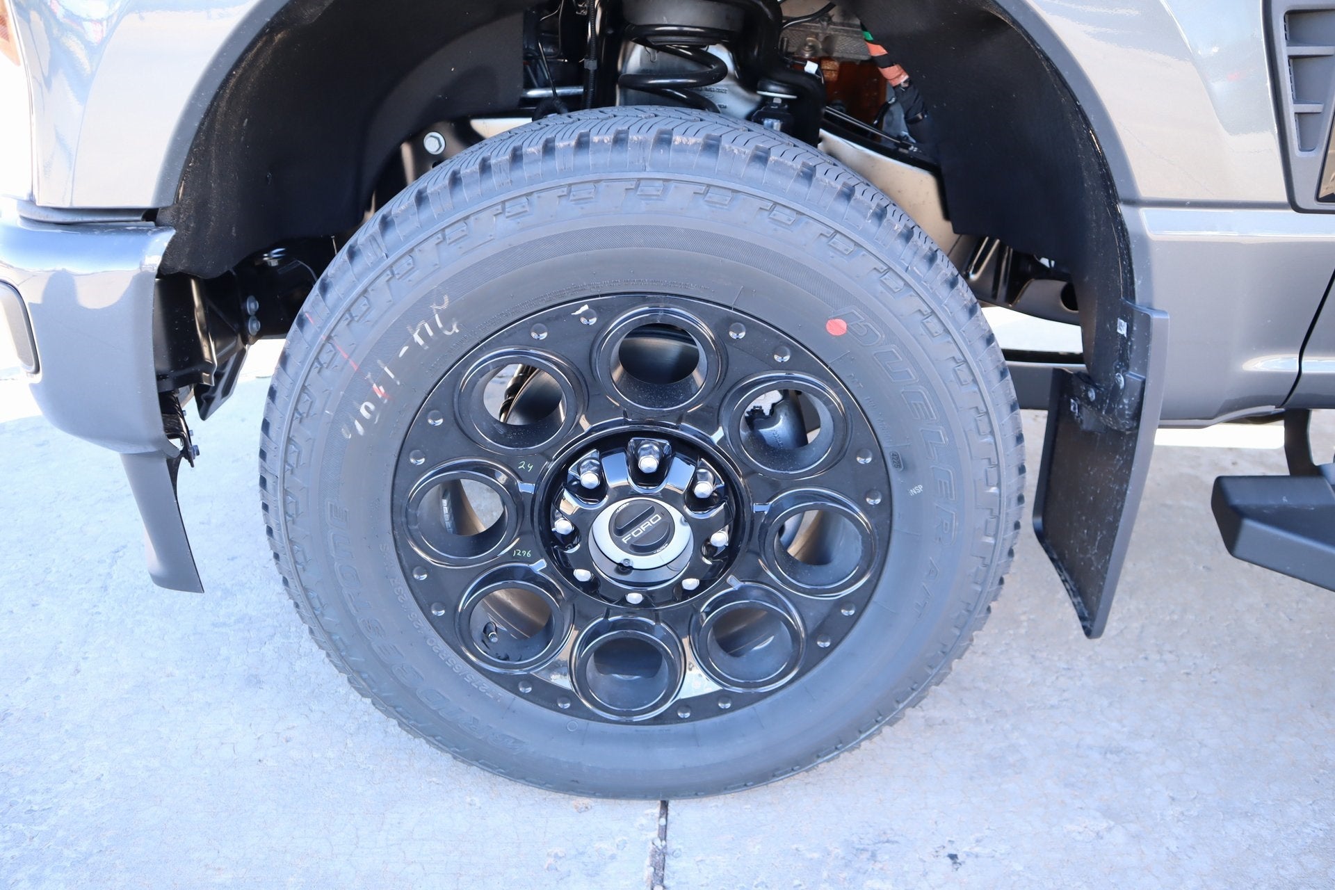 2026 Ford Super Duty F-350 SRW Lariat