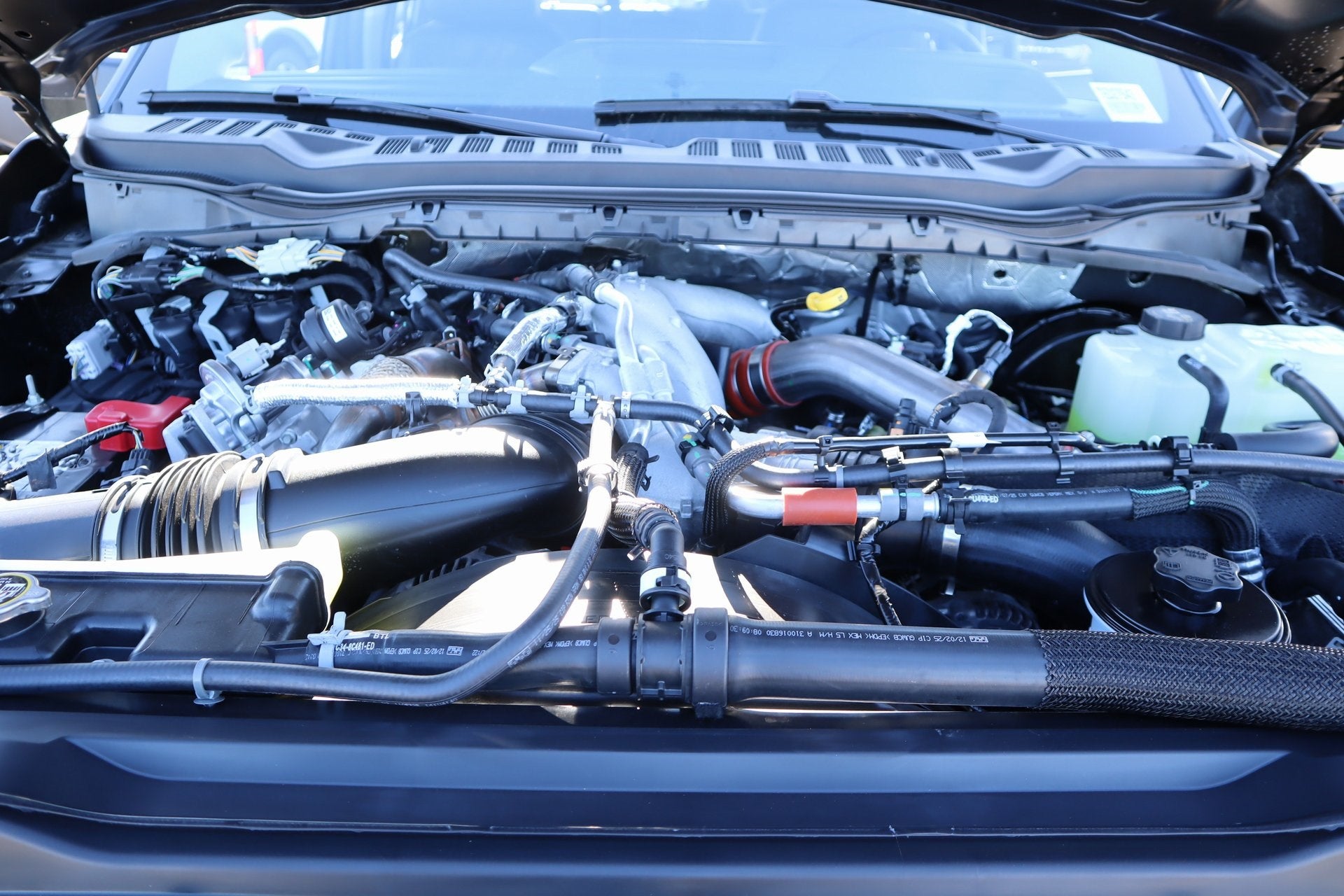 2026 Ford Super Duty F-350 SRW Lariat