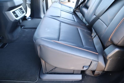 2026 Ford Super Duty F-350 SRW Lariat