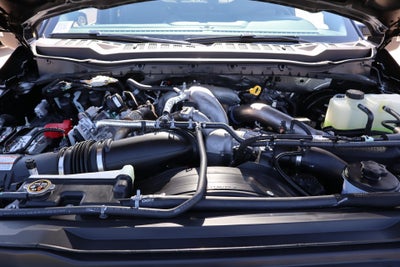 2026 Ford Super Duty F-350 SRW XLT