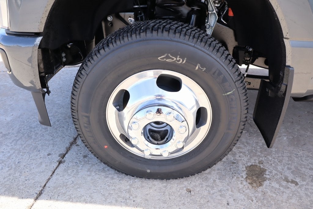 2026 Ford Super Duty F-350 DRW Platinum DRW