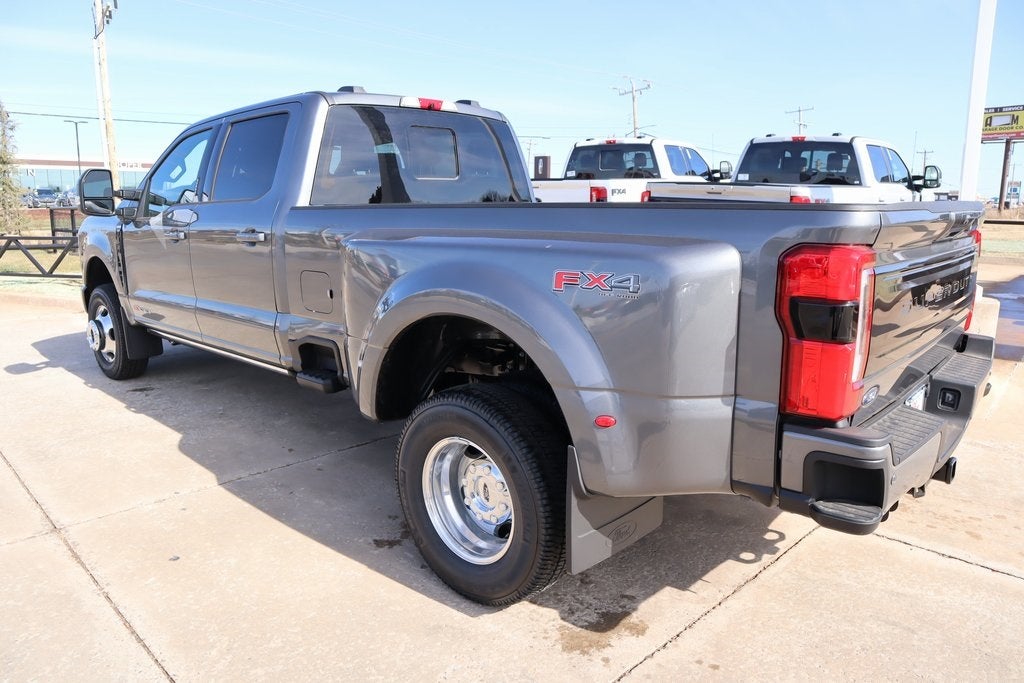 2026 Ford Super Duty F-350 DRW Platinum DRW