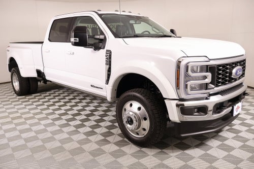 2026 Ford Super Duty F-450 DRW Lariat DRW