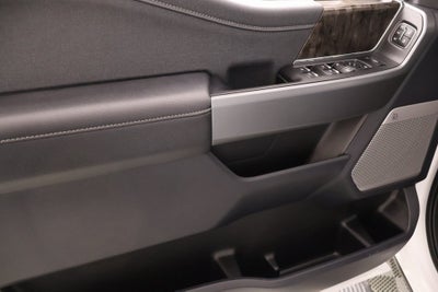 2026 Ford Super Duty F-450 DRW Lariat DRW