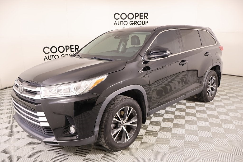 2019 Toyota Highlander LE