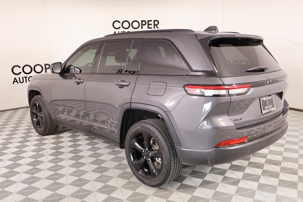 2023 Jeep Grand Cherokee Altitude