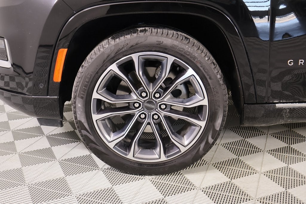 2023 Jeep Grand Wagoneer Series III