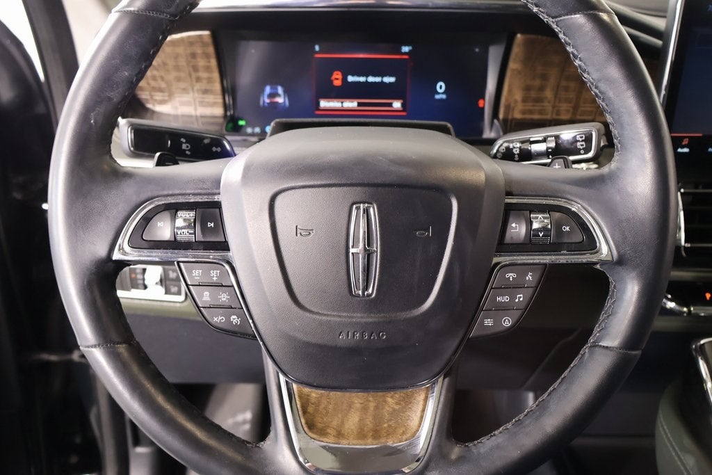 2022 Lincoln Navigator Black Label