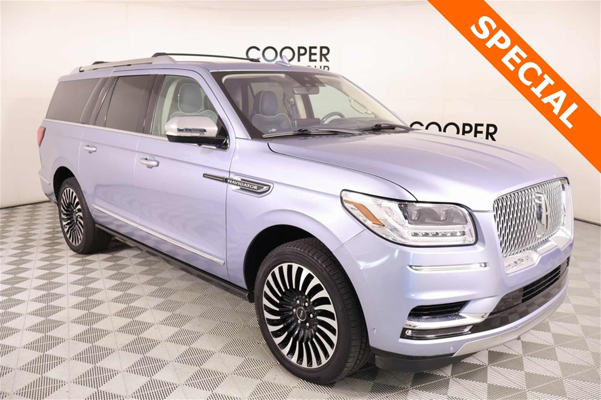 2019 Lincoln Navigator L Black Label