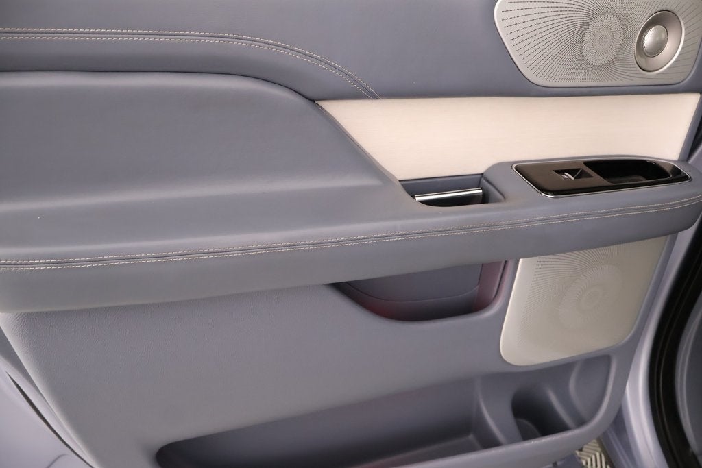 2019 Lincoln Navigator L Black Label