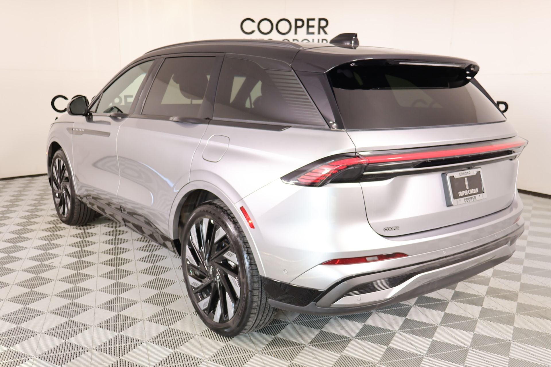 2024 Lincoln Nautilus Reserve