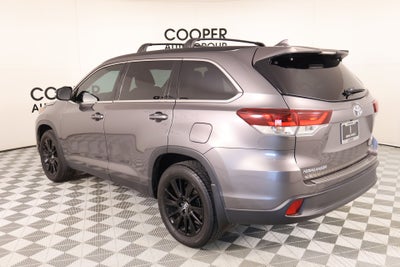 2019 Toyota Highlander SE