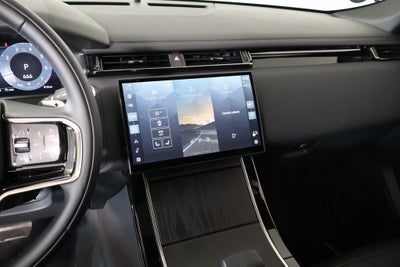 2026 Land Rover Range Rover Velar Dynamic SE