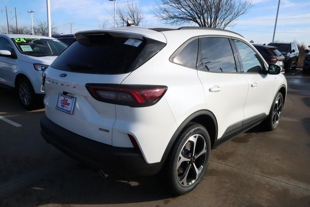 2026 Ford Escape Hybrid ST-Line Select