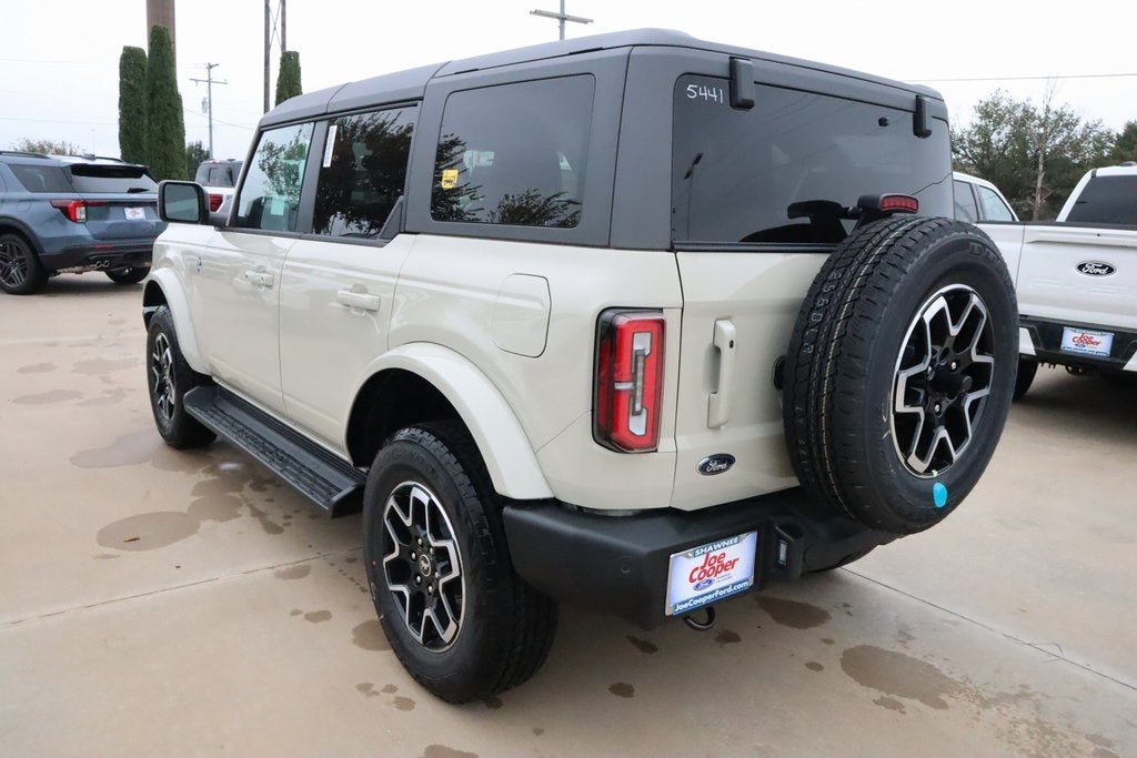 2025 Ford Bronco Outer Banks