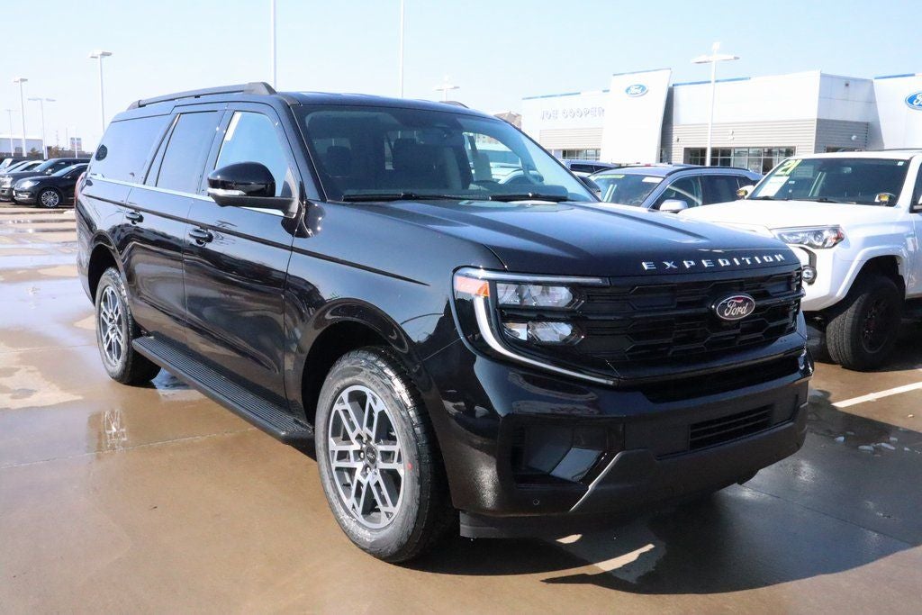 2026 Ford Expedition Max Active SERVICE LOANER