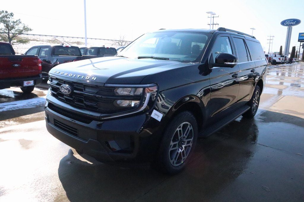 2026 Ford Expedition Max Active SERVICE LOANER