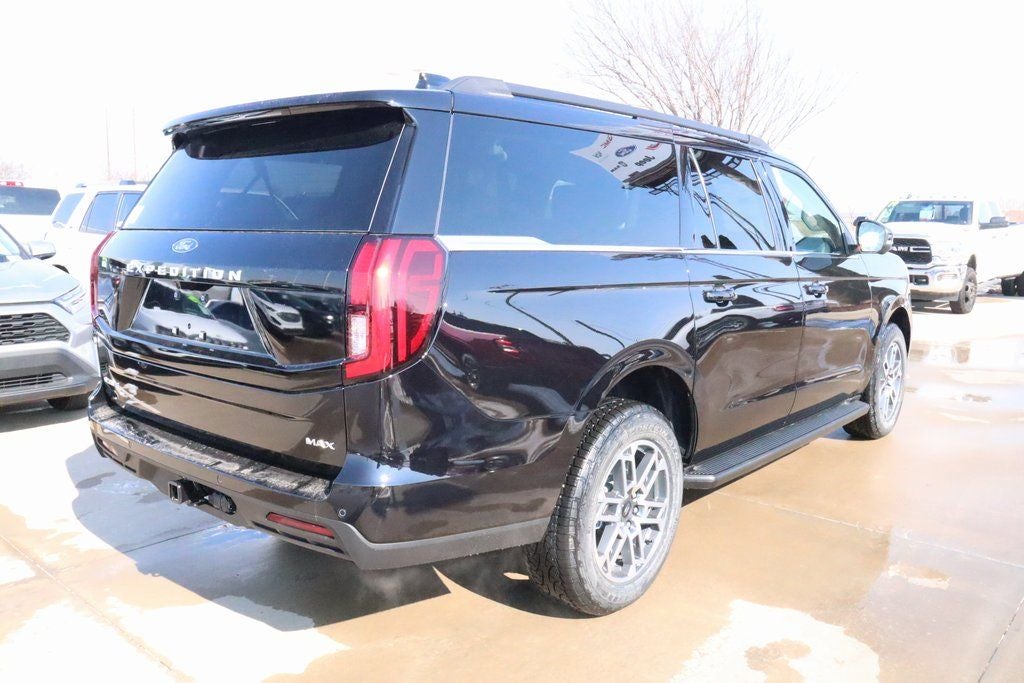 2026 Ford Expedition Max Active SERVICE LOANER