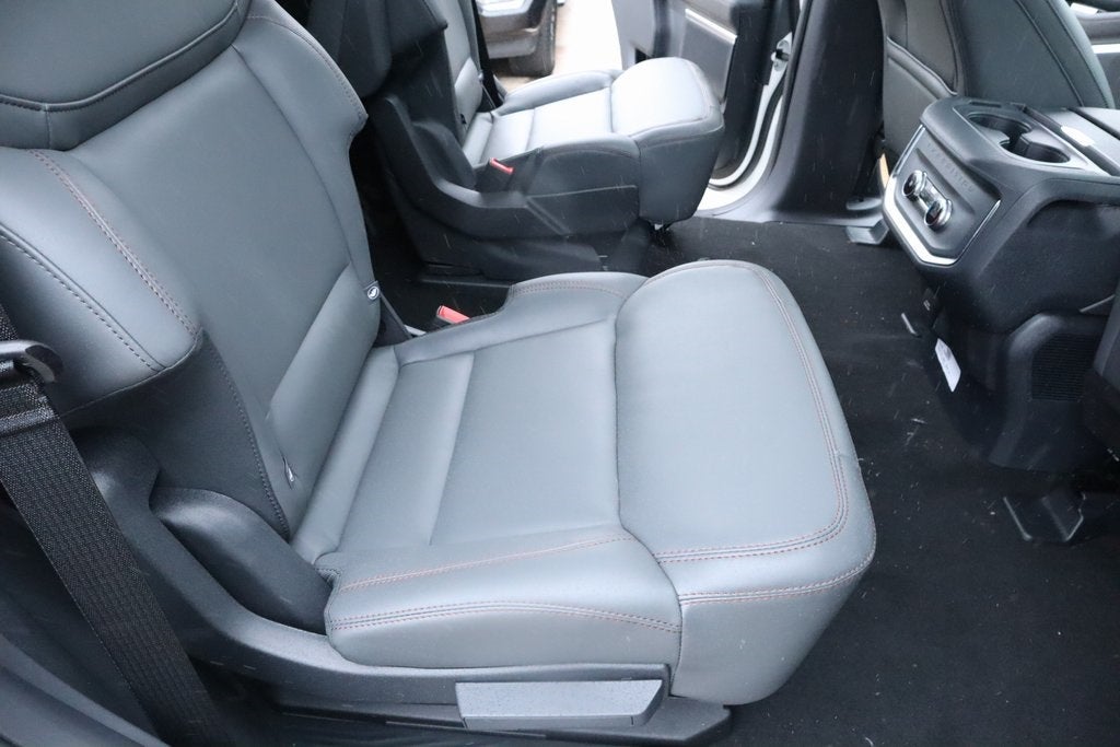 2025 Ford Expedition Active SERVICE LOANER