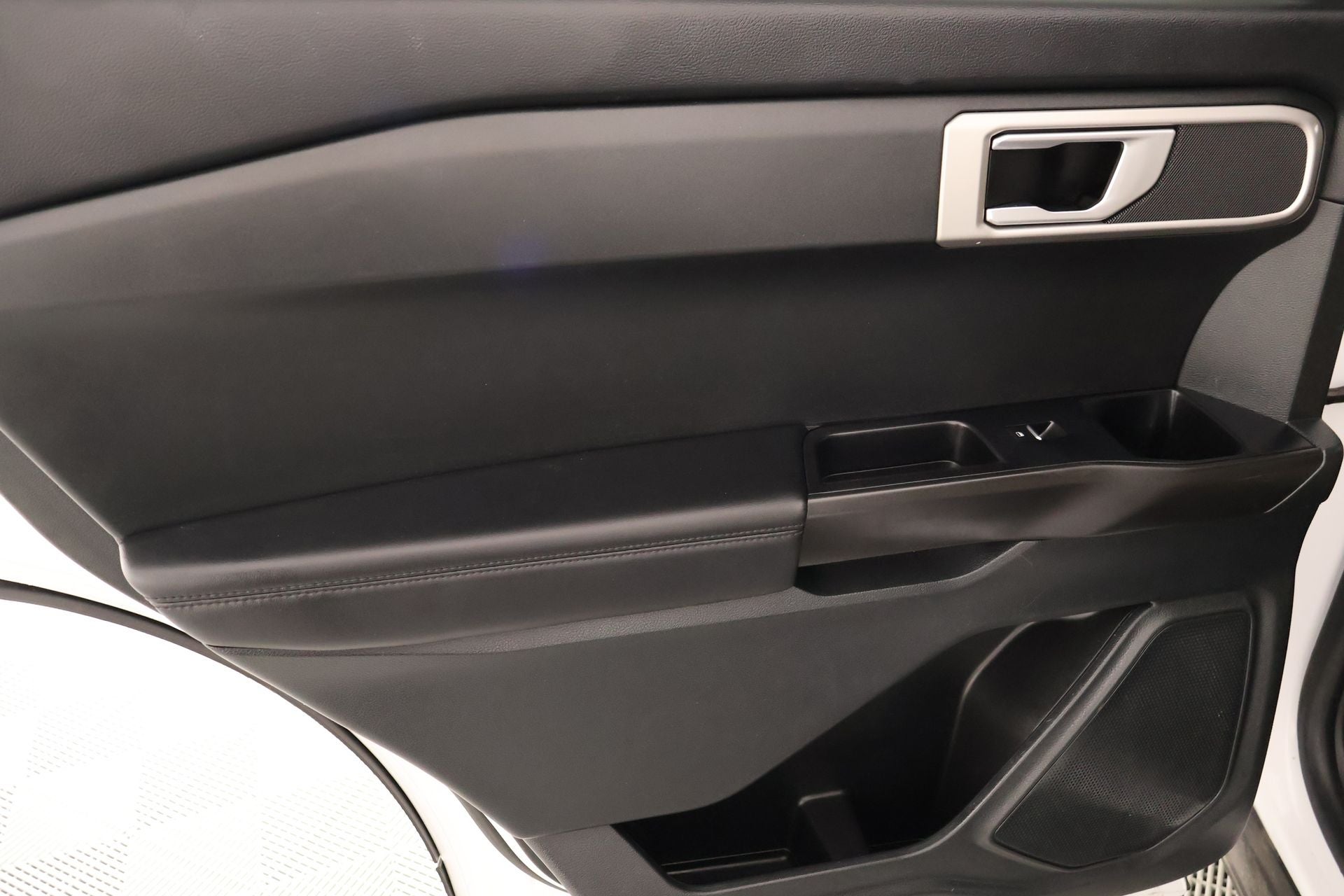 2023 Ford Explorer Base