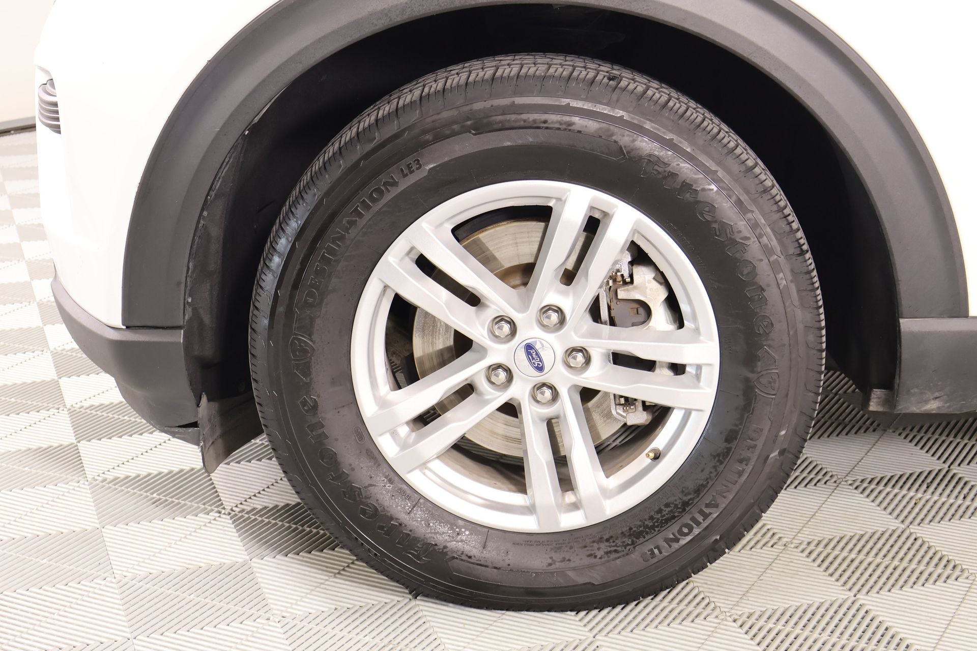 2023 Ford Explorer Base