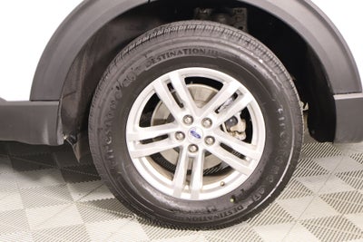 2023 Ford Explorer Base