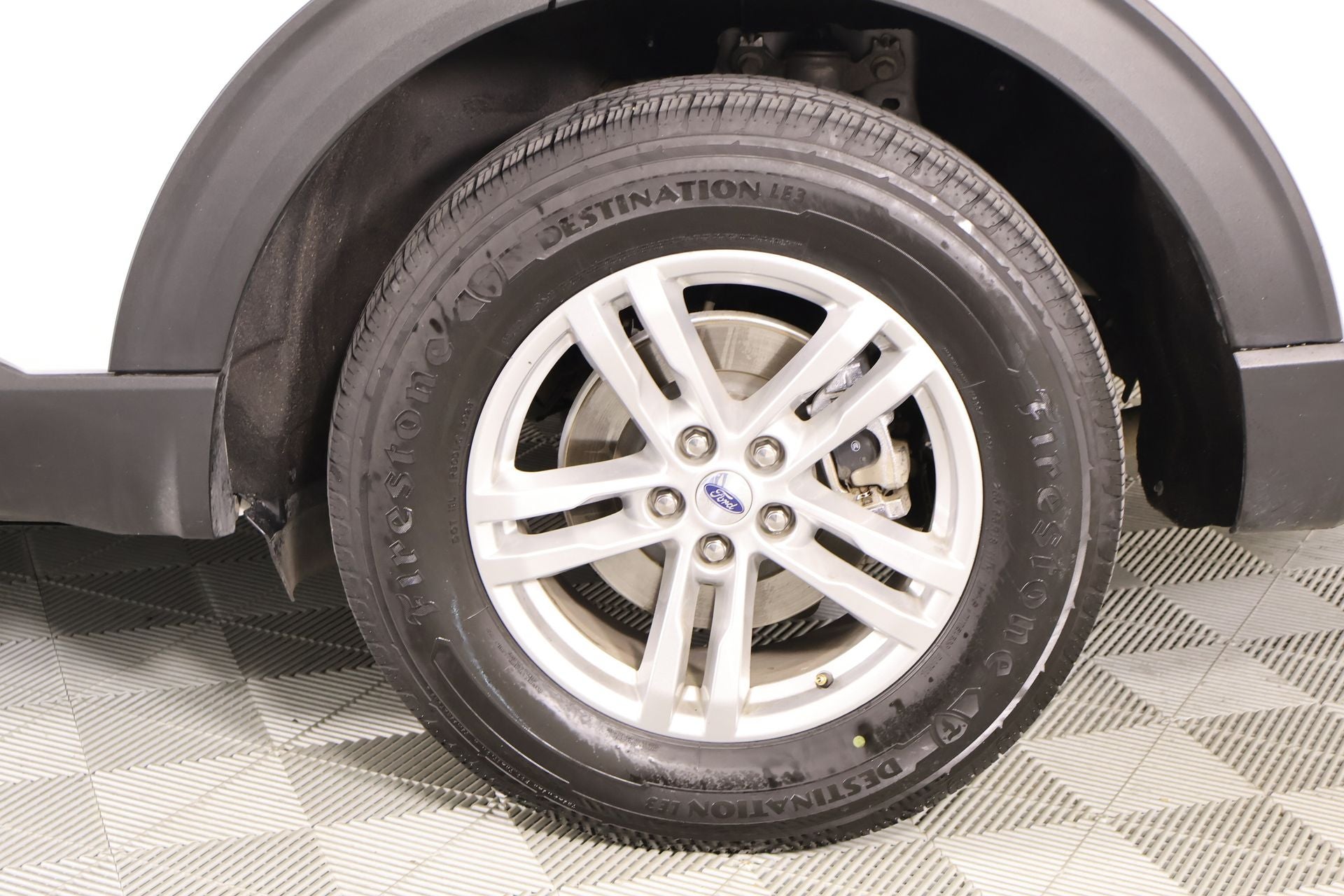 2023 Ford Explorer Base