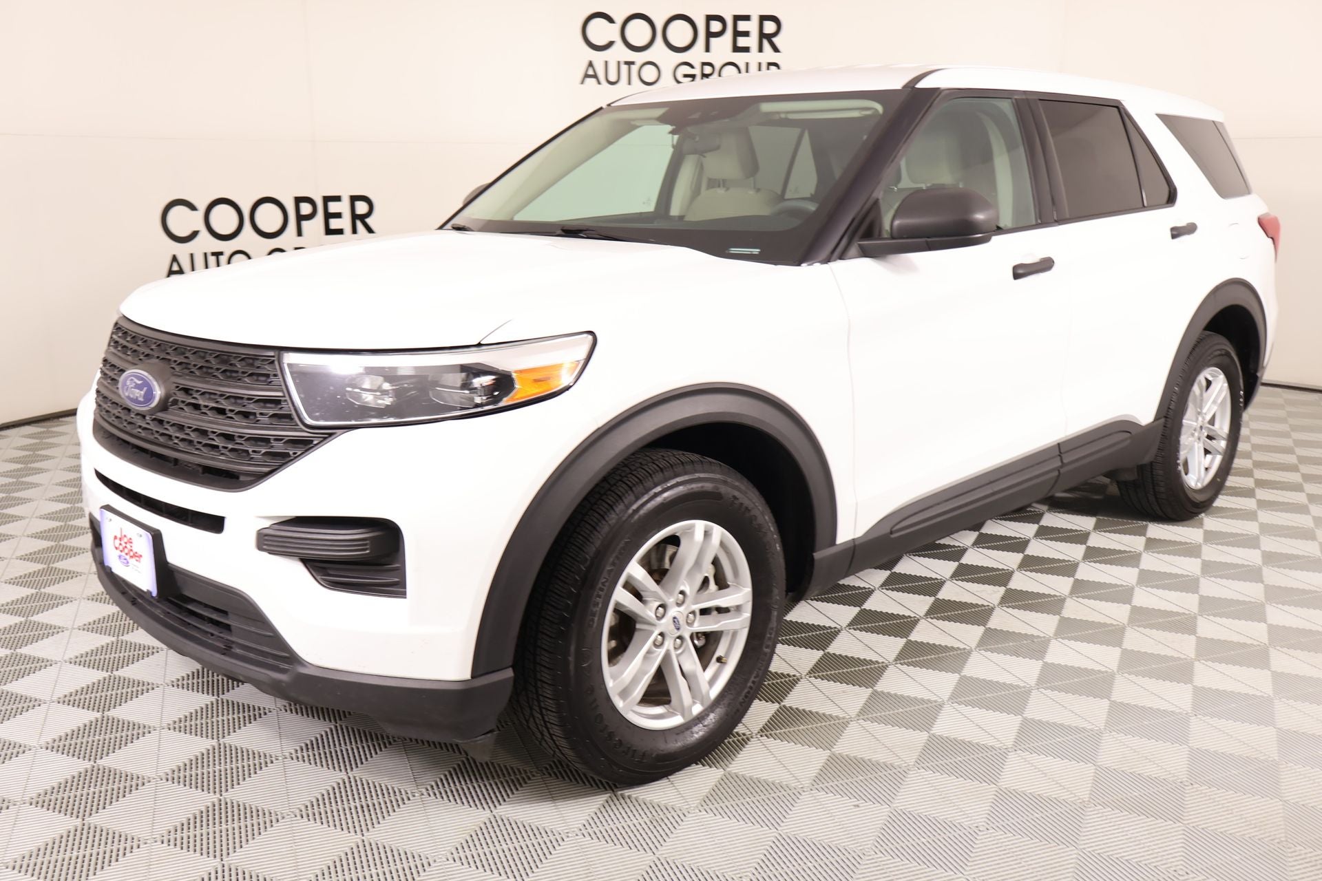 2023 Ford Explorer Base