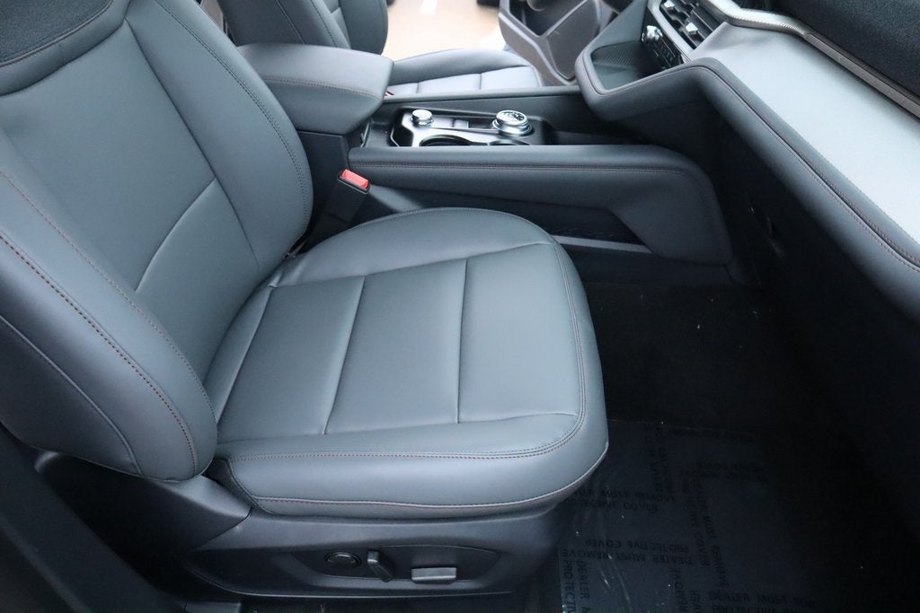 2026 Ford Explorer Active SERVICE LOANER