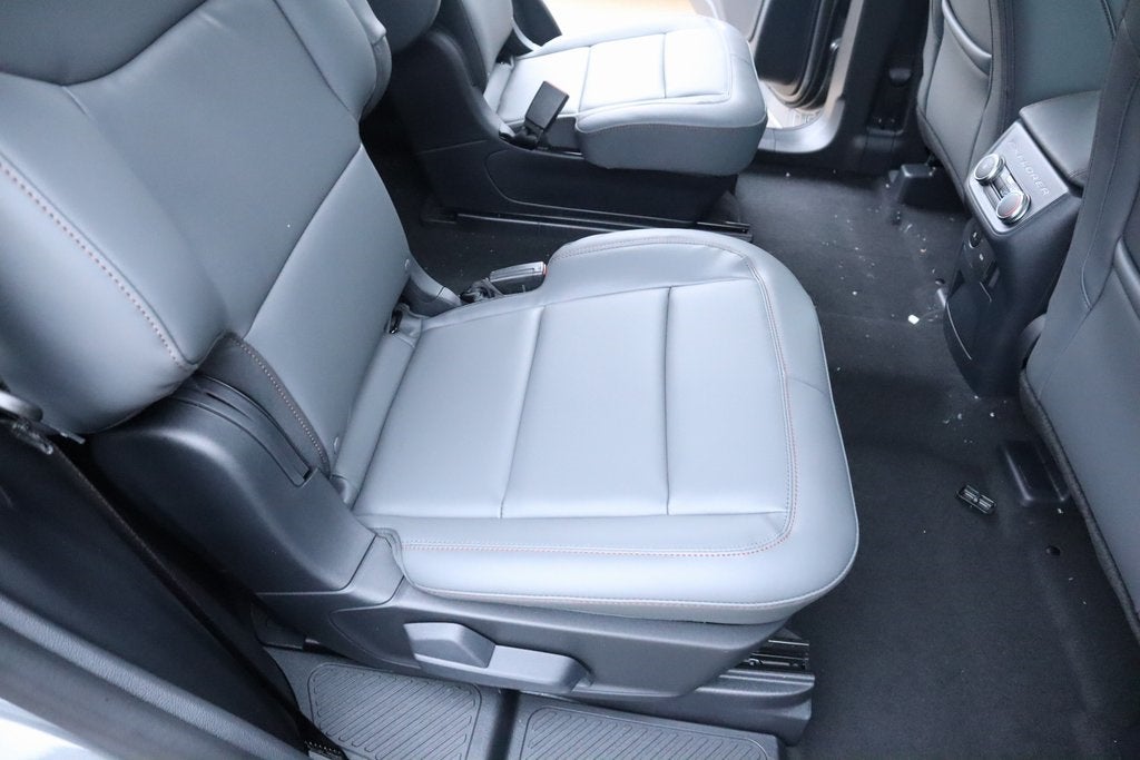 2026 Ford Explorer Active SERVICE LOANER