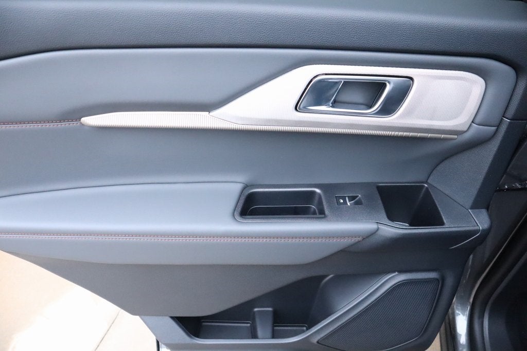 2026 Ford Explorer Active SERVICE LOANER