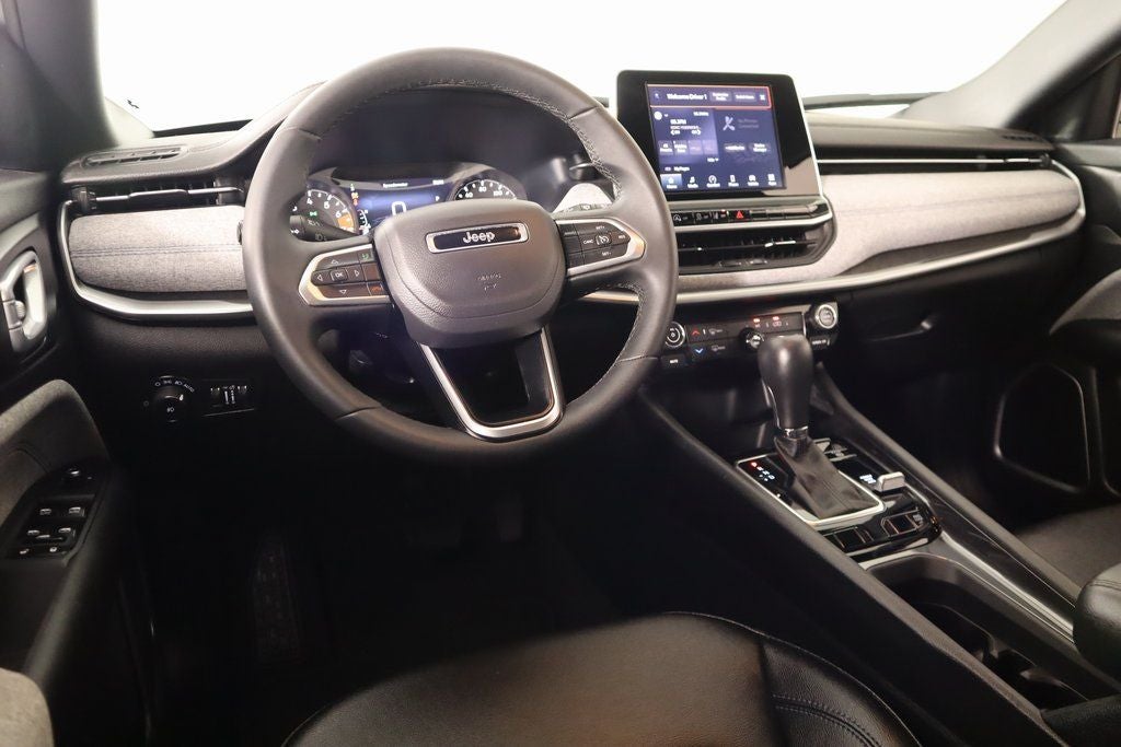 2025 Jeep Compass Latitude Latitude