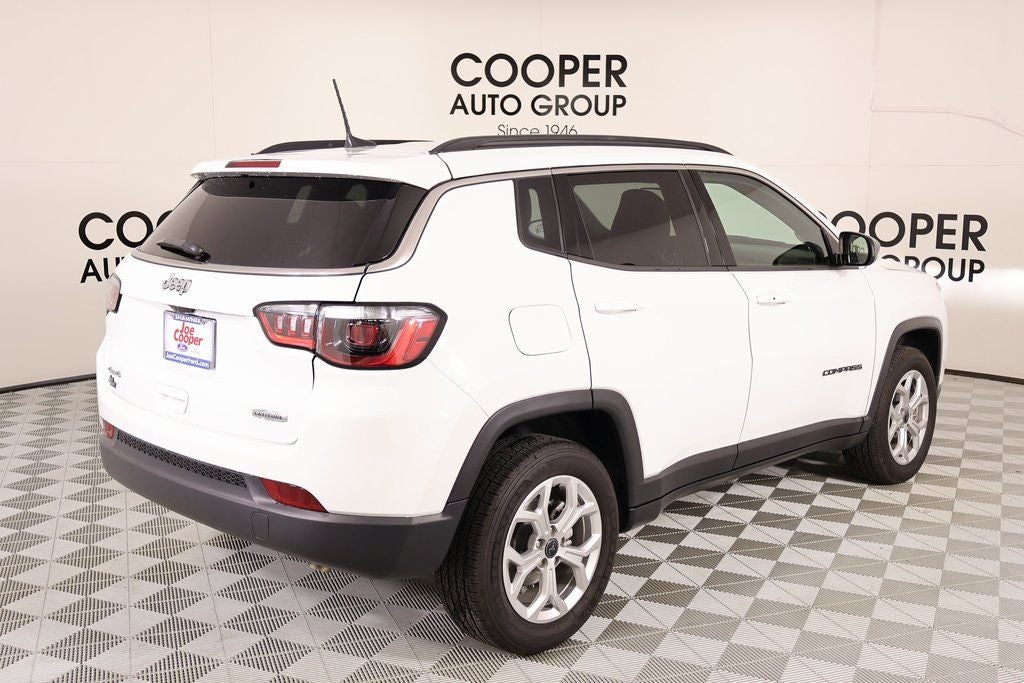 2025 Jeep Compass Latitude Latitude