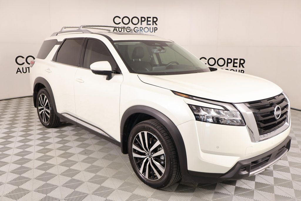 2024 Nissan Pathfinder Platinum