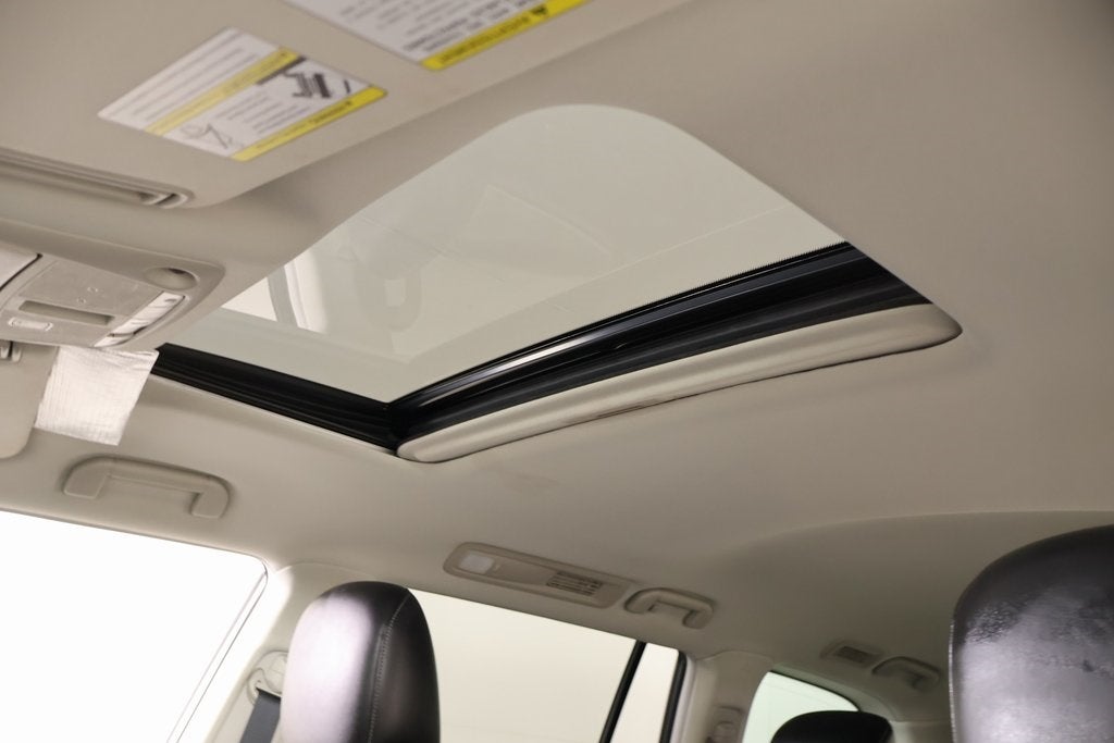 2023 INFINITI QX80 LUXE