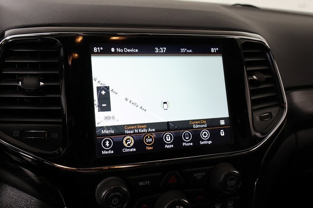 2019 Jeep Grand Cherokee Laredo E