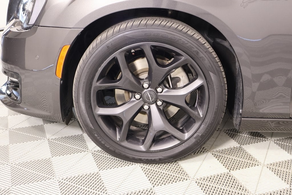 2023 Chrysler 300 V6 Engine